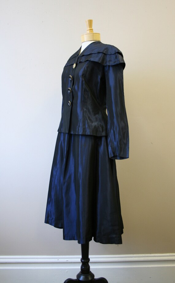 1940s Navy Taffeta Jacket and Skirt Set - image 4