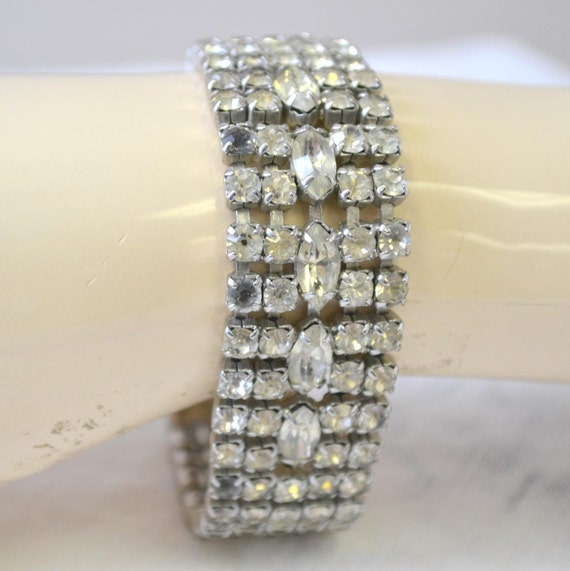 1950s Weiss Rhinestone Bracelet - image 1