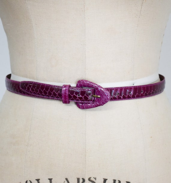 1980s Skinny Purple Snake Skin Belt