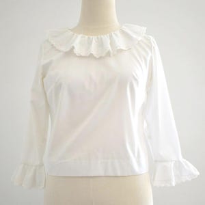 1960s Judy Bond White Ruffled Collar Blouse