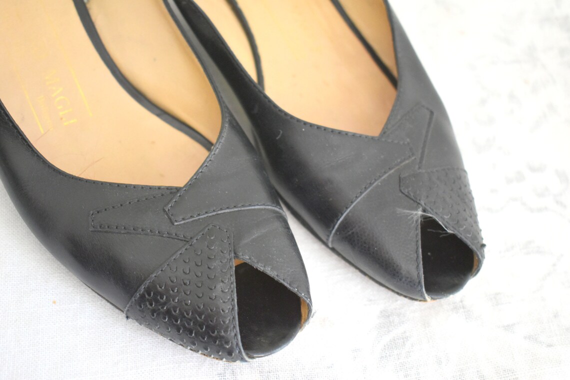 bruno magli flats
