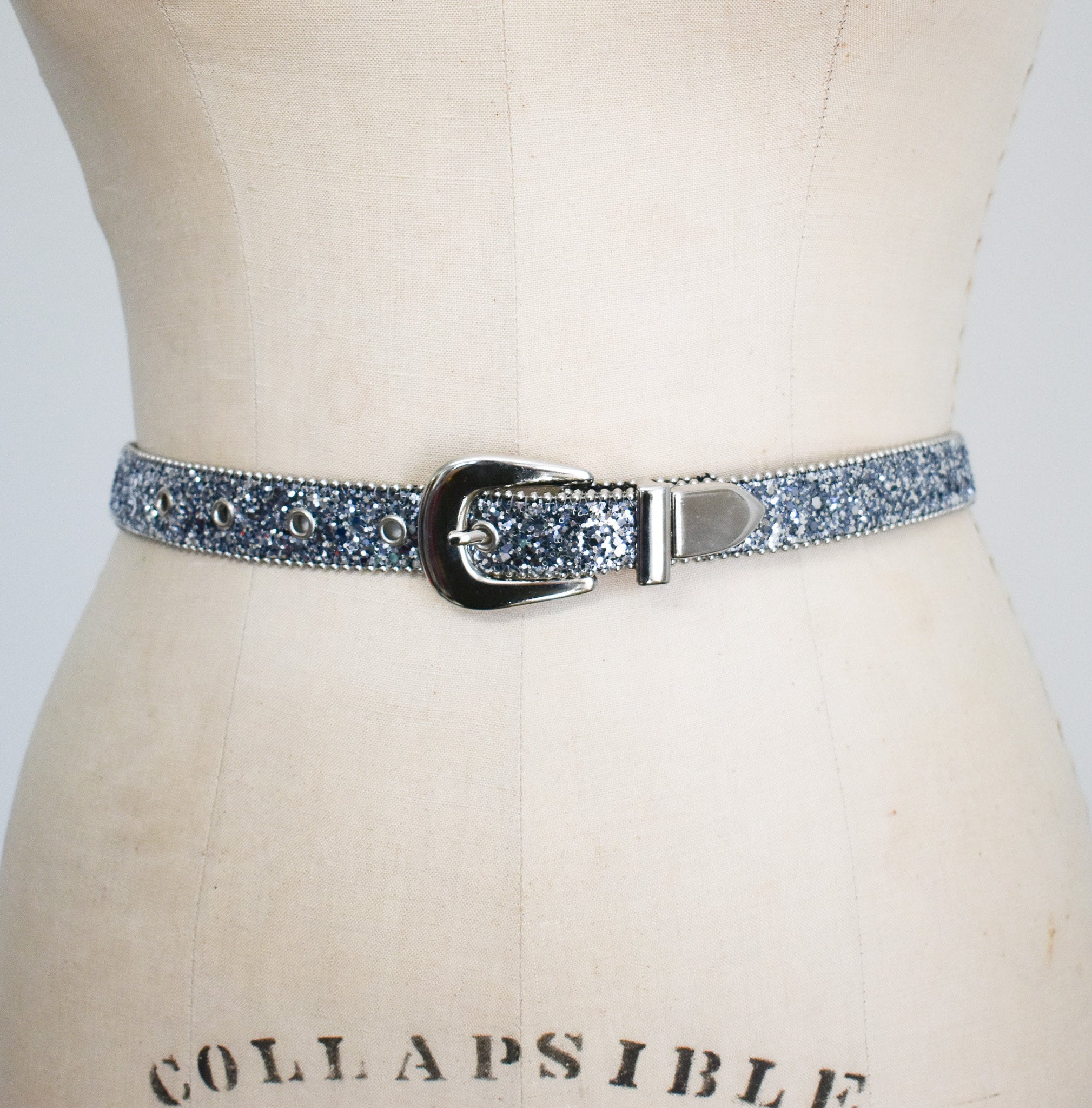 Buy 1980s/90s Capezio Silver Glitter Belt Online in India - Etsy display picture 1