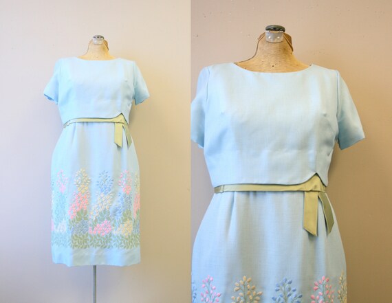 1950s/60s Blue Sweet Pea Embroidered Wiggle Dress