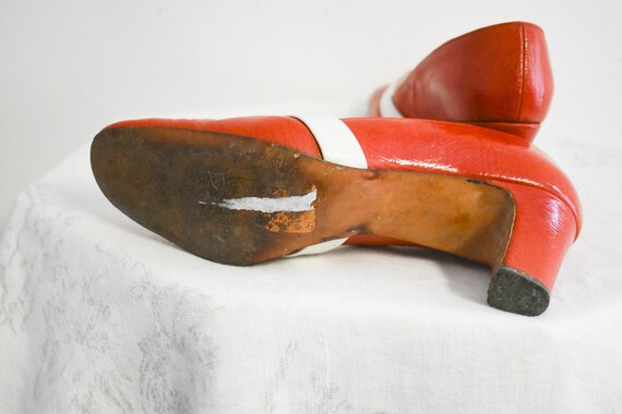 1960s Palizzio Red-Orange and White Patent Heels,… - image 4