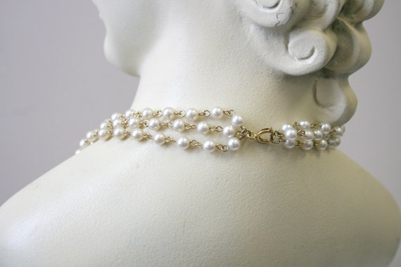 1960s Faux Pearl and Crystal Necklace - image 4