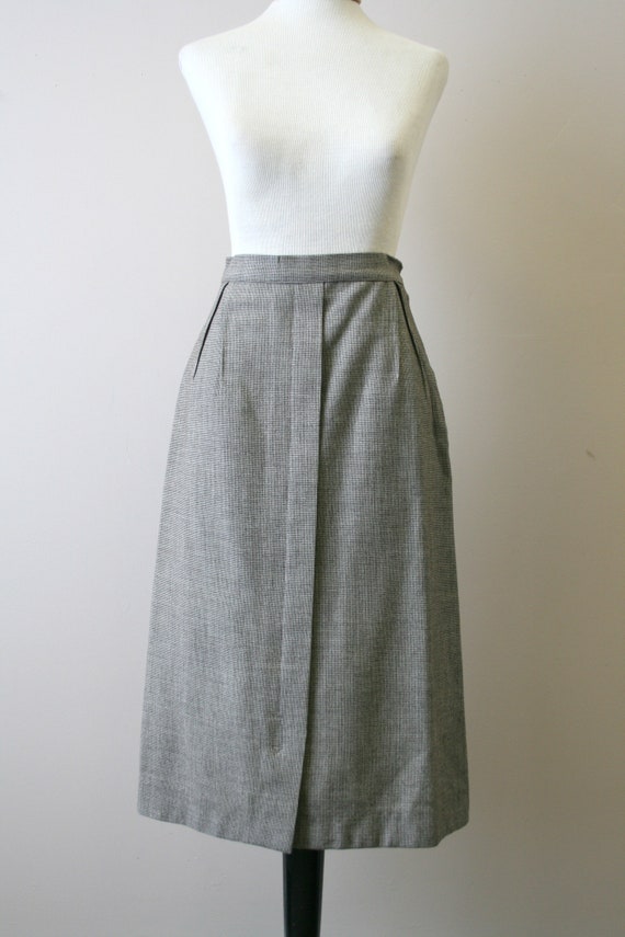 1940s Brown Mini Houndstooth Wool Skirt Suit