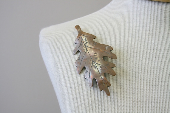 1950s Emily A. Day Large Copper Oak Leaf Brooch - image 3