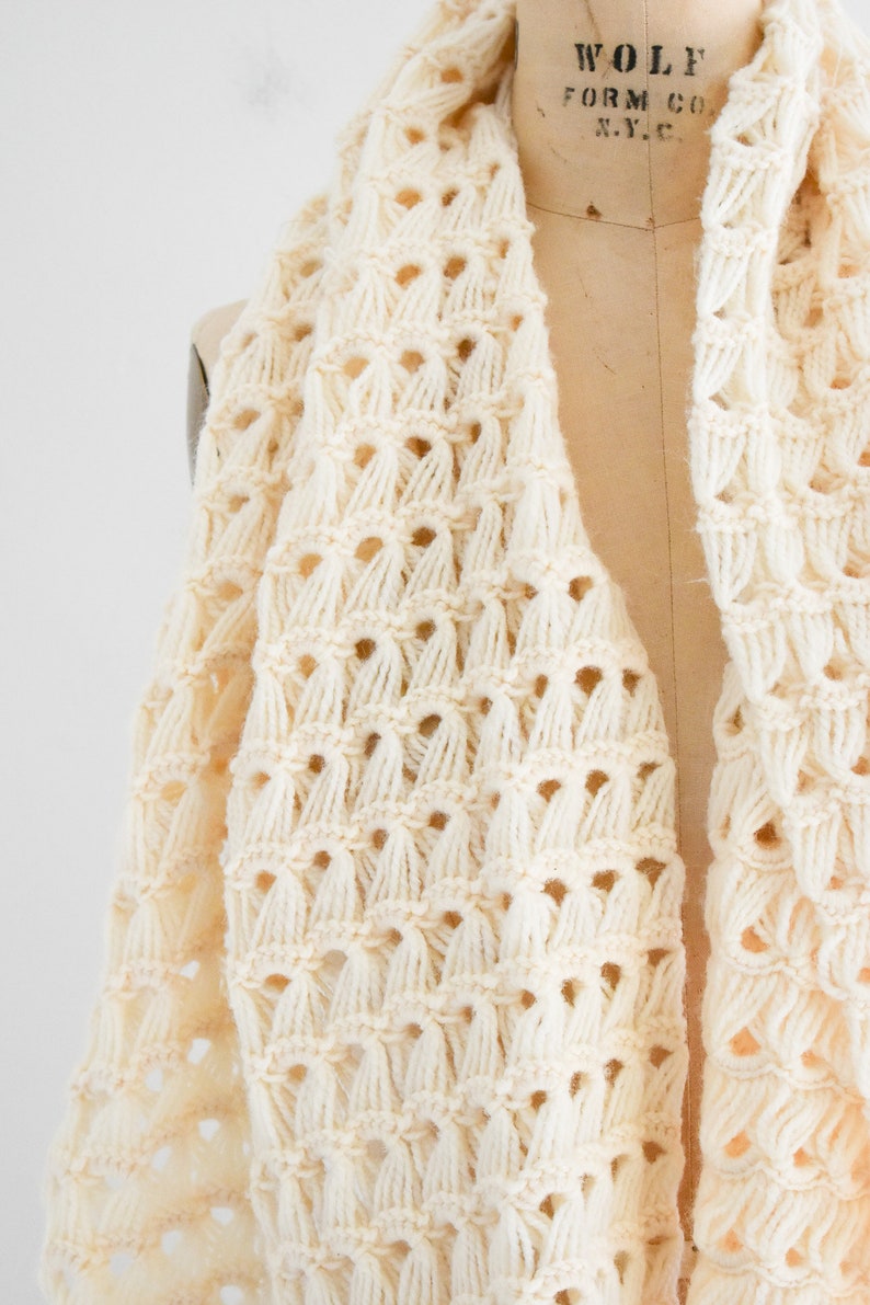 1970s Cream Open Knit Wide Fringed Scarf image 5