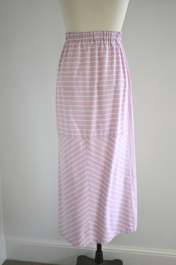 1980s Mauve and White Striped Cotton Skirt - image 5