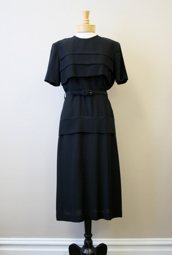 1940s Black Horizontal Pleats Dress - image 3