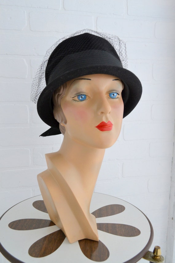 Black Felt Wool Beanehandmade Hat Wth a Flower Pnwarm - Etsy