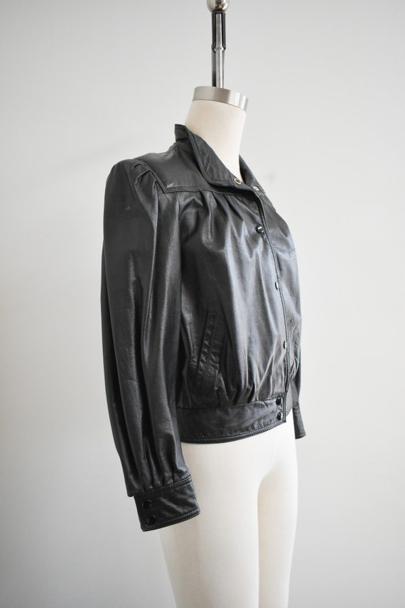 1980s Cropped Black Leather Jacket - image 4