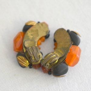 1940s German Bead Cluster Clip Earrings image 3