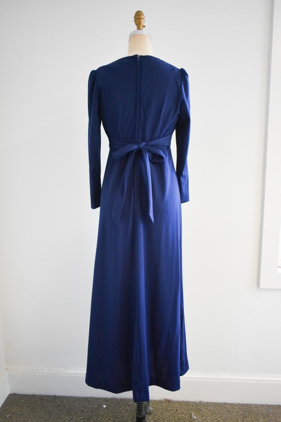 1970s Navy Ruffled Knit Maxi Dress - image 5