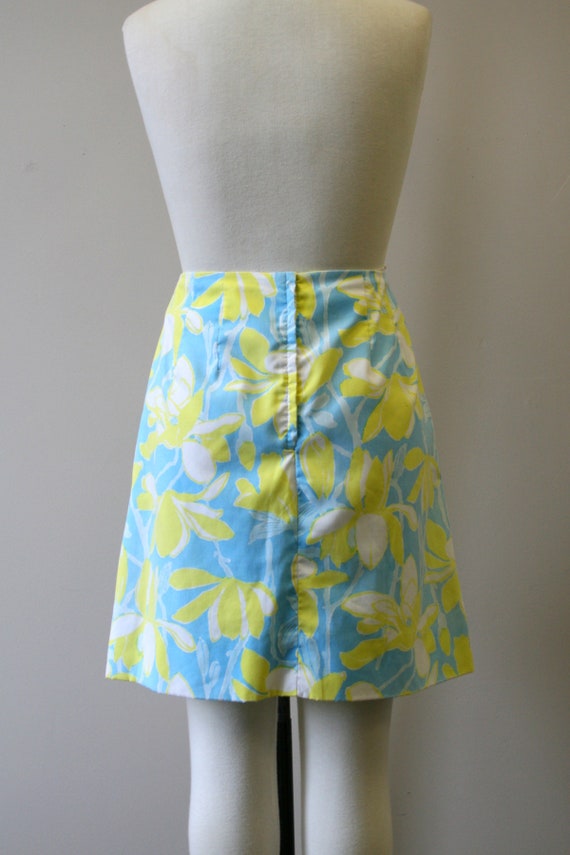 1960s Lilly Pulitzer Blue and Yellow Floral Mini … - image 6