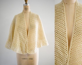 1960s Cream Handknit Shawl