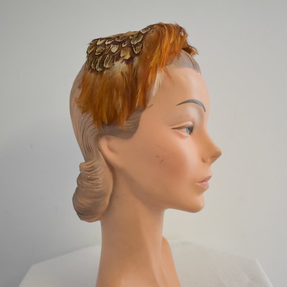 1950s Brown Feather Half Hat - image 1