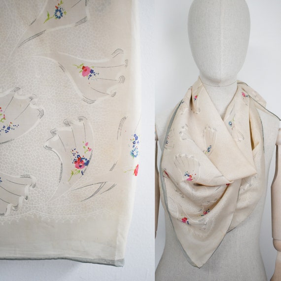 1940s Floral Silk Scarf - image 1