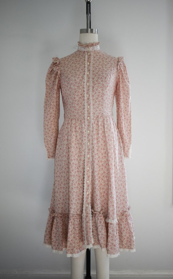 1970s Pink Floral Gunne Sax Midi Dress - image 3