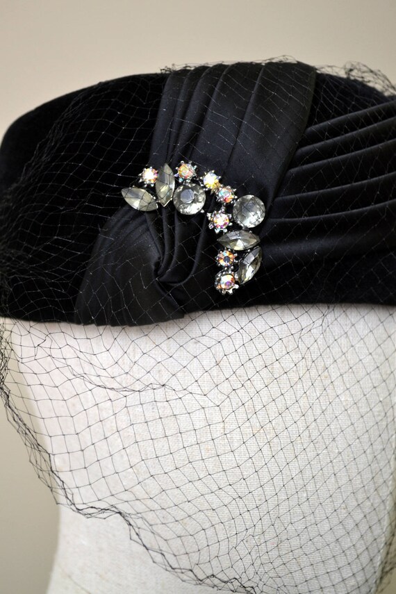 1950s Black Hat with Rhinestones - image 3