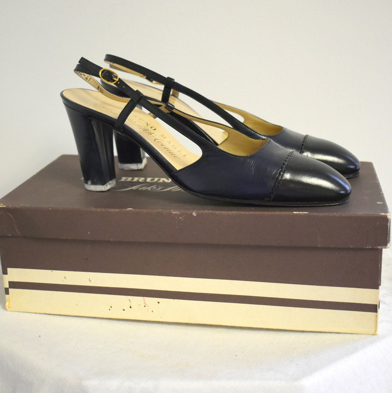 Buy 1980s Bruno Magli for Saks Navy Leather Slingback Heels Size