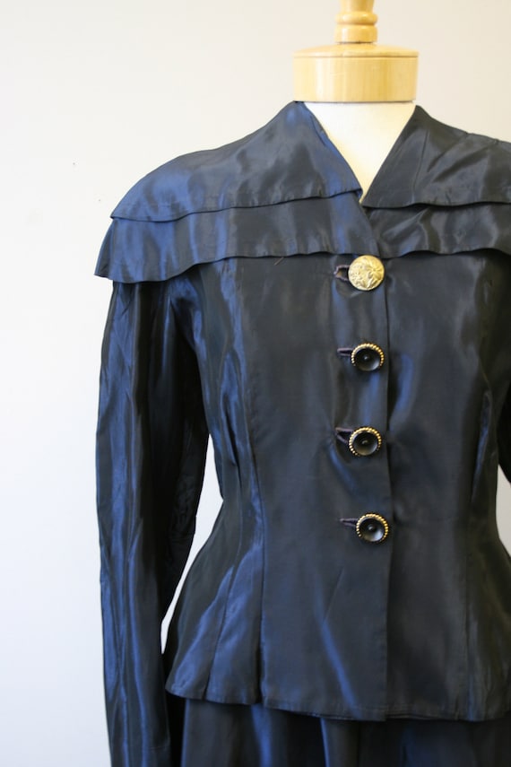 1940s Navy Taffeta Jacket and Skirt Set - image 2