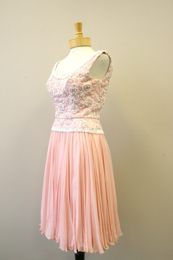 1960s Pat Sandler Pink Beaded Lace and Chiffon Dr… - image 5