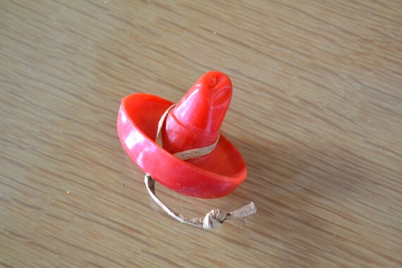 1940s Red Early Plastic Sombrero Brooch