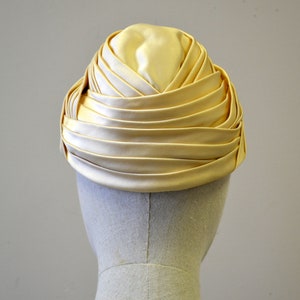 1950s Edna Mye Cream Satin Turban Style Hat image 3