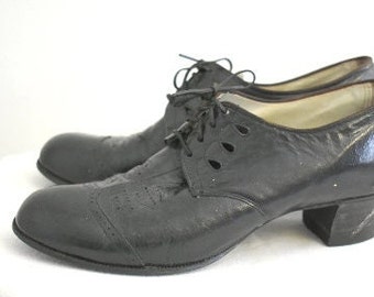 1930s Black Leather Lace Up Heeled Oxford Shoes, Size 7 - 7.5 Narrow