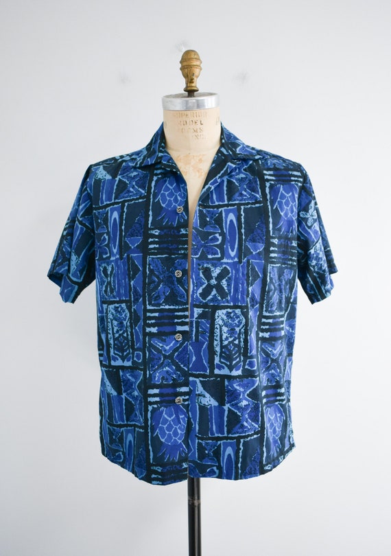 1960s Malia Blue Polynesian Shirt - image 3