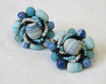 1950s Turquoise Glass Bead Cluster Clip Earrings