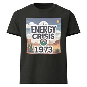 Ilustración divertida. Serie de estilo retro de Simple Choose "1973". 6 colores. Todos los tamaños.