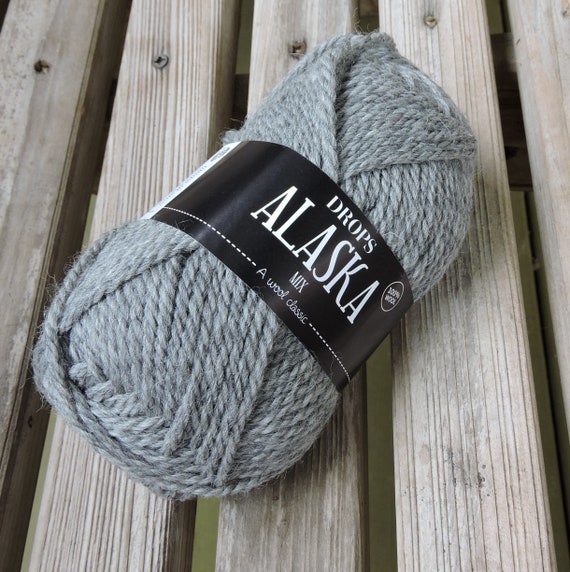 Pure Wool Worsted Yarn Drops ALASKA, Classic Medium Weight Yarn