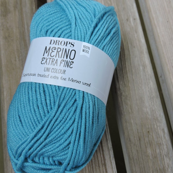 DK Weight Yarn - Drops Merino Extra Fine - Organic - 100% Merino - Sea Blue (43) - 50g - 115 yards