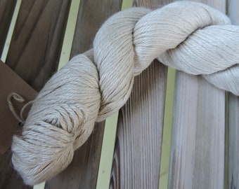 WORSTED Weight Yarn - King Baby Lama & Mulberry Silk - 100g / 218 yards -  Asian Trends - Khaki #20