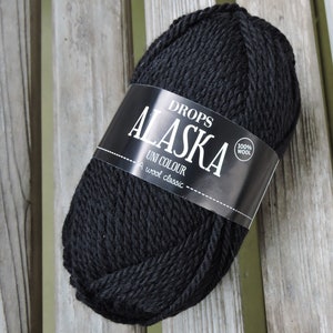 ARAN Weight Yarn - Pure Classic Wool in the European Style -  Black (#06) - DROPS Alaska by Garnstudio - 50g - 77 yards