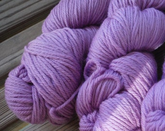 WORSTED Weight Yarn - Merino Superwash - 100g / 230 yards -  Kraemer Summit Hill - Flourite
