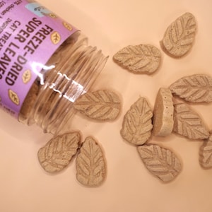 freeze dried super leaves healthy cat treats