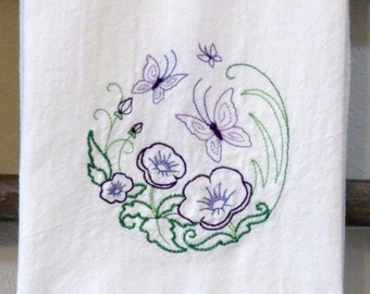 Machine Embroidered Flour Sack Towel Vintage BUTTERFLY Circle POPPIES flowers, spring, gardening, bouquet, MOM, Dish, Tea, Kitchen Towel