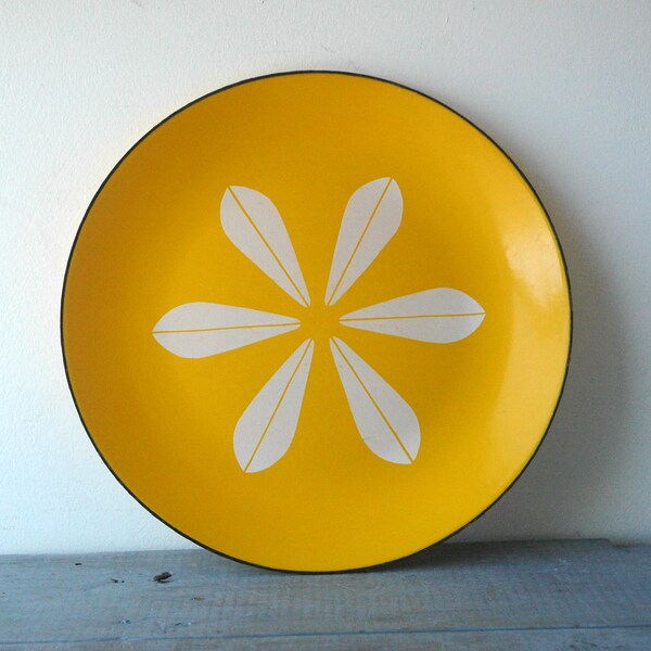 Yellow Cathrineholm Plate