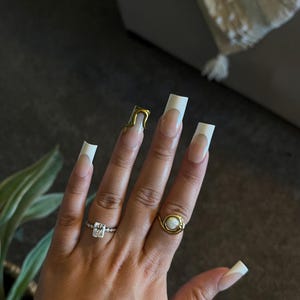 Medium Length Classic White French Tip Set W/ 3D Gold Chrome Accent Nail