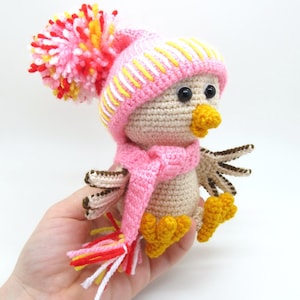 Sparrow - bird pdf crochet toy pattern -