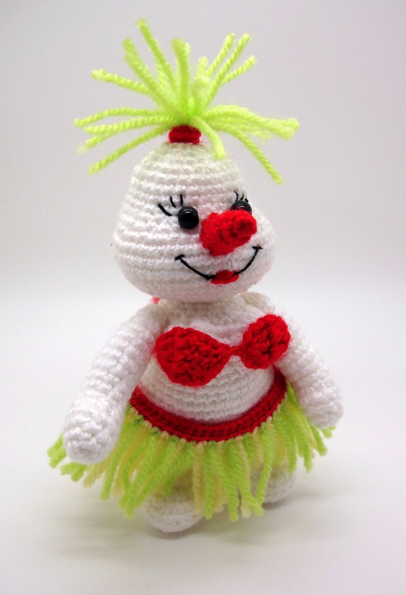 Snowwoman pdf crochet toy pattern amigurumi snowman pattern tutorial image 5