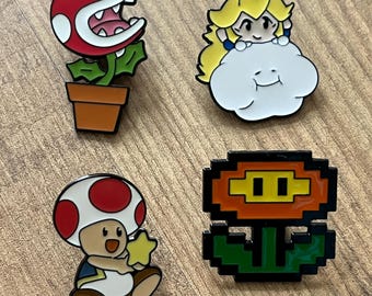 Classic Gamer Mario Peach Needle Minder | Enamel Pin | Minis