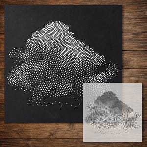 Op de afbeelding: Een vierkant zwart paneel met een wit gestippeld ontwerp in de vorm van een wolk, gevormd door talloze kleine stippen. Een halfdoorzichtig vierkant sjabloon met hetzelfde stippenpatroon bevindt zich in de rechterbenedenhoek van het paneel.