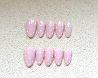 Uñas postizas de lunares rosas: almendra, hechas a mano, reutilizables
