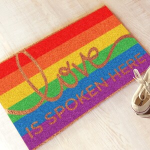 LGBT Rainbow Love is Spoken Here SVG Datei Schneidevorlage