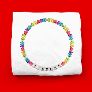 Pulsera con cuentas de letras J'Adore y archivo de bordado de corazones