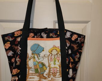 Bolso de mercado Holly Hobbie HEAVY DUTY, pieza única, confeccionada con tela vintage de Hollie Hobby y otros materiales vintage. Color negro.